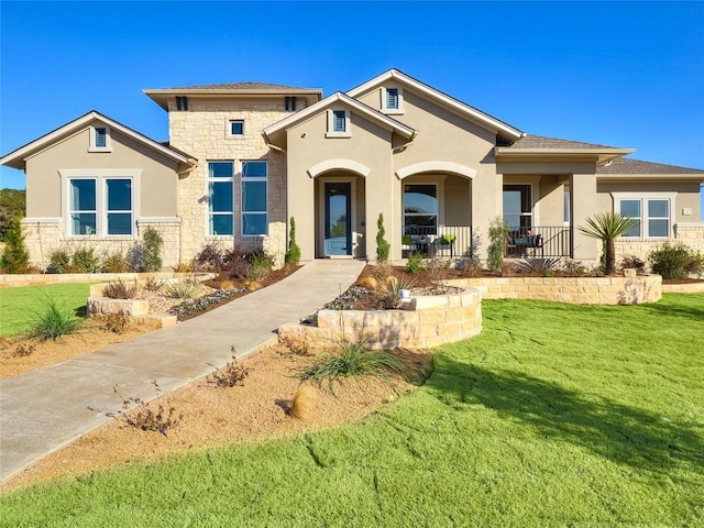 view of front of property with a front yard