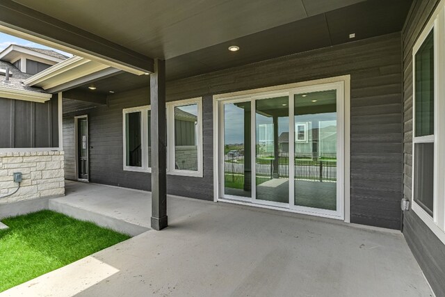 8508 Dongan Dr, Austin, TX 78744 - view of patio / terrace
