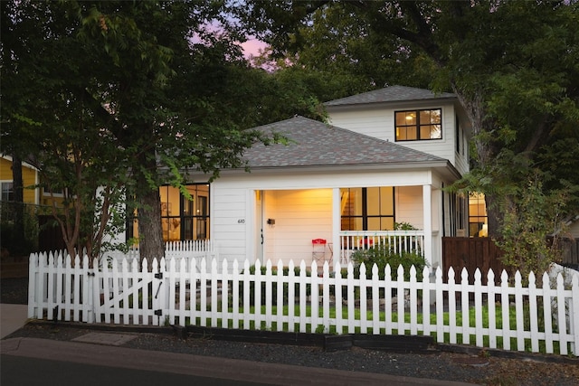 view of front of house with covered porch