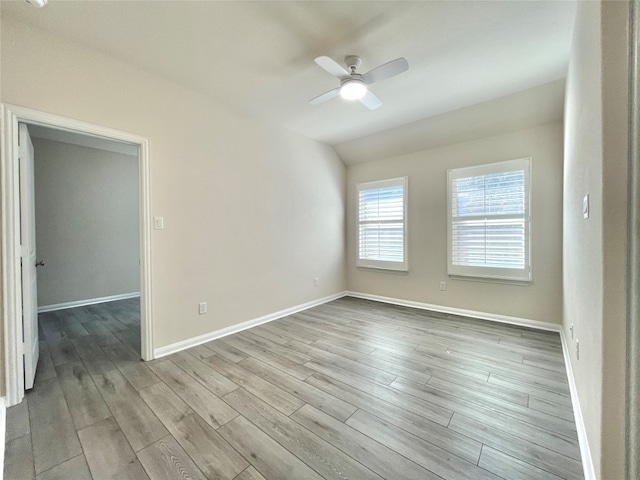 unfurnished room with light hardwood / wood-style floors and ceiling fan