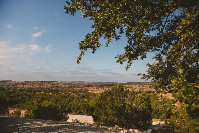 340 Ranch View Rd, Spicewood, TX 78669