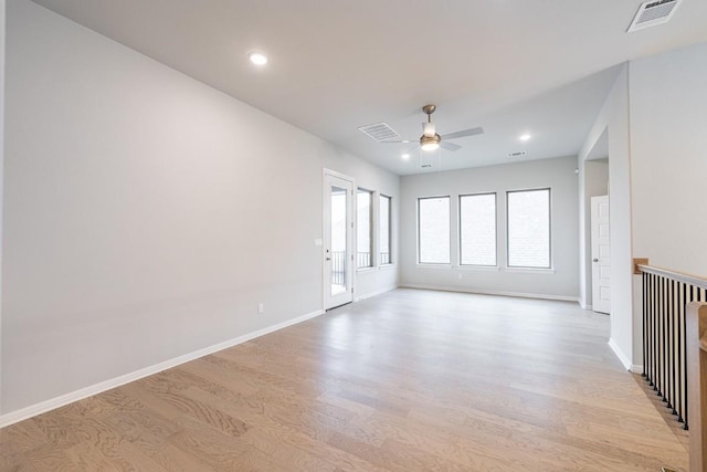105 Bull Ridge Trl, Georgetown, TX 78628 - empty room featuring light wood-style flooring, ceiling fan, baseboards, and recessed lighting