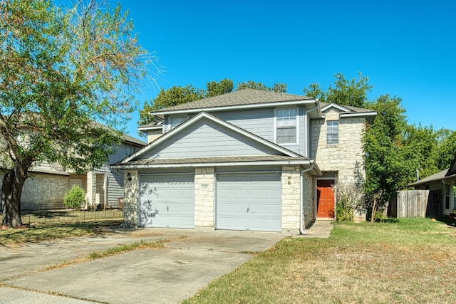 view of front facade with a front yard