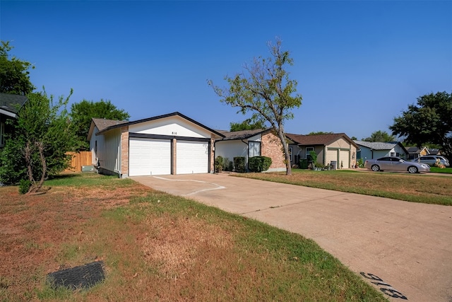 816 Cactus Dr, Round Rock TX, 78681, 3 bedrooms, 2 baths house for sale