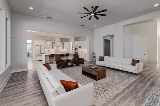 501 Francis Ct, Liberty Hill, TX 78642 - photo 8