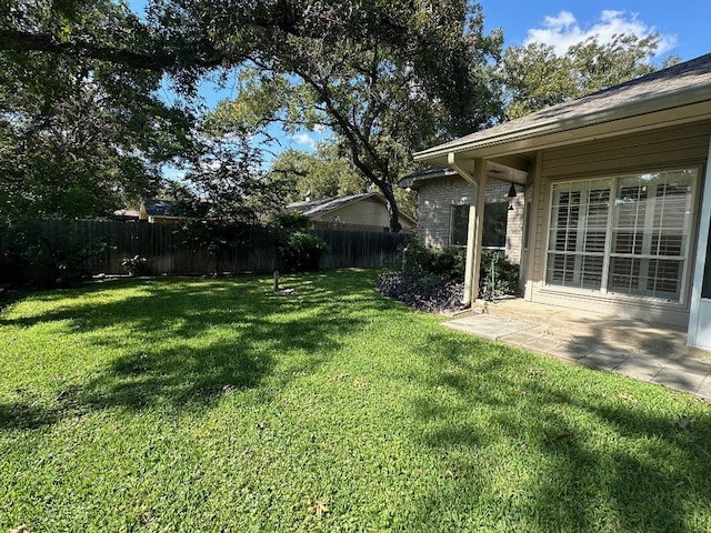 307 Stewart St, Meadowlakes, TX 78654 - view of yard