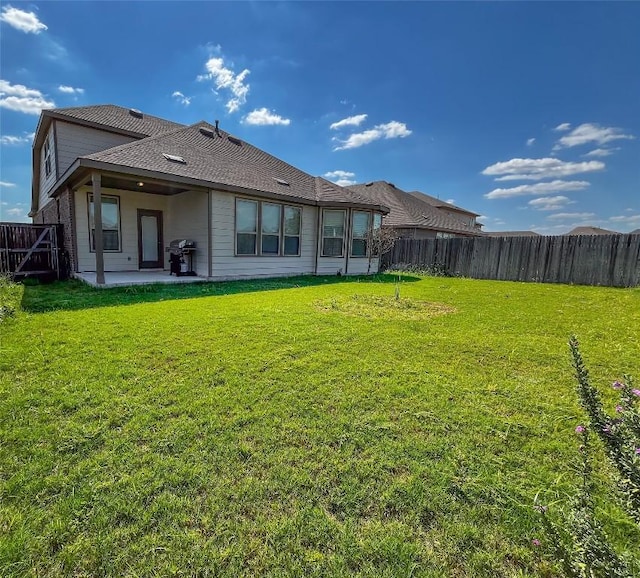 6008 Genova Pl, Round Rock, TX 78665 - rear view of property with a fenced backyard and a patio area