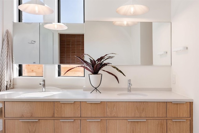 2112 Lawnmont Ave, Austin, TX 78756 - full bath featuring double vanity