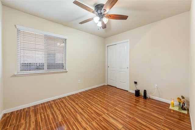 empty room with ceiling fan