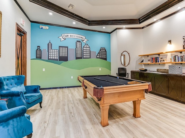 playroom with ornamental molding, light wood-type flooring, and billiards