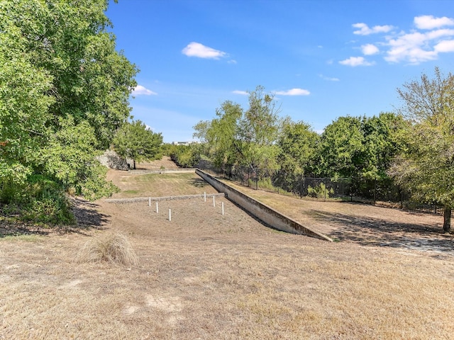 view of home's community featuring a rural view