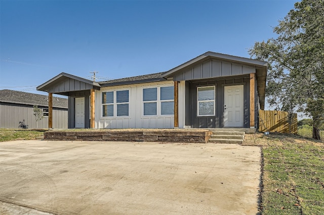 view of front of home