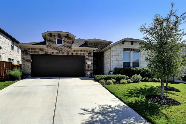 view of front facade with a front lawn