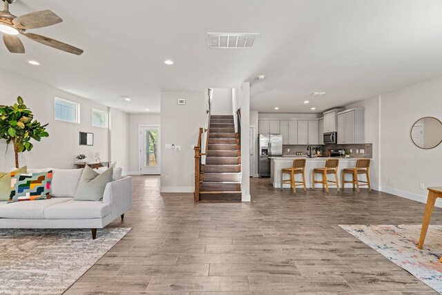 110 E Holland St, San Marcos, TX 78666 - photo 2