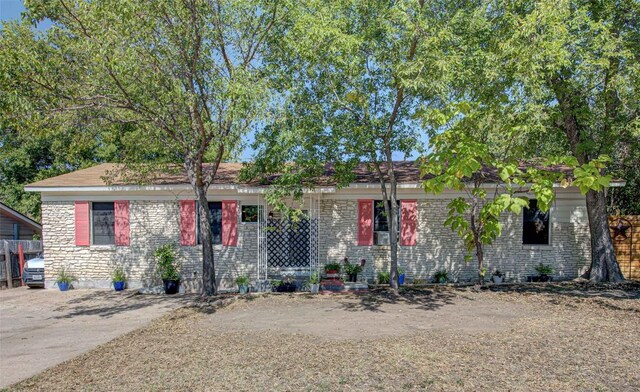 110 W Saint Johns Ave, Austin, TX 78752 - view of single story home