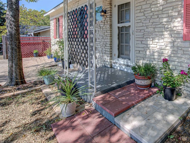 view of entrance to property