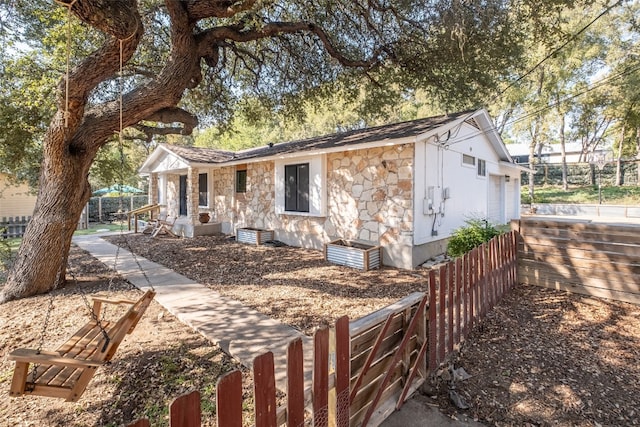 view of front of property