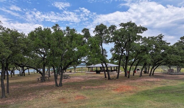 8307 Chestnut Cv, Lago Vista, TX 78645