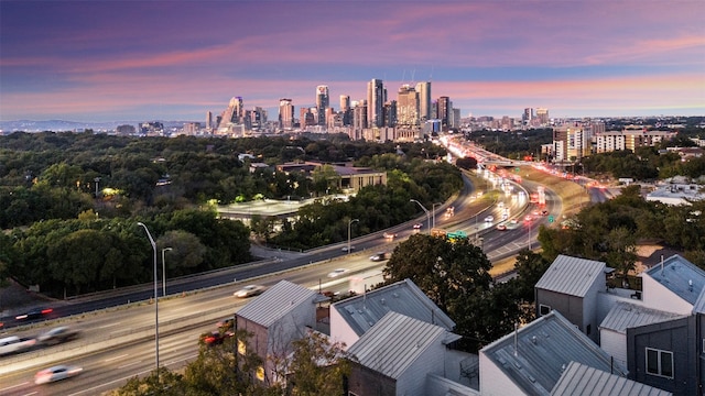 view of aerial view at dusk