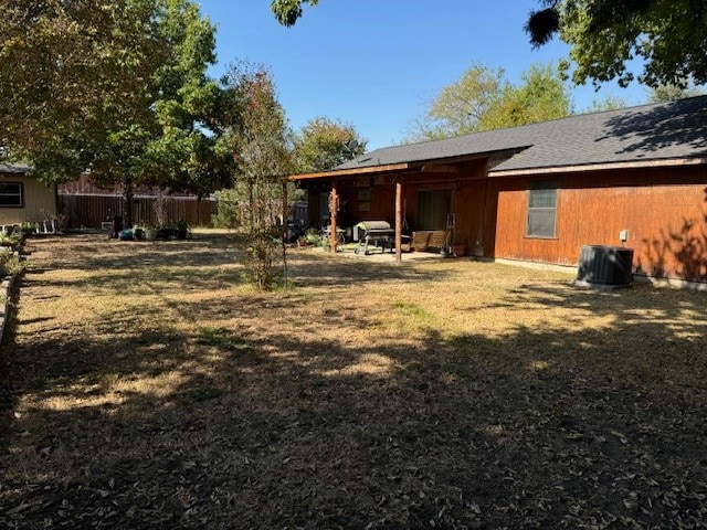 view of yard featuring cooling unit