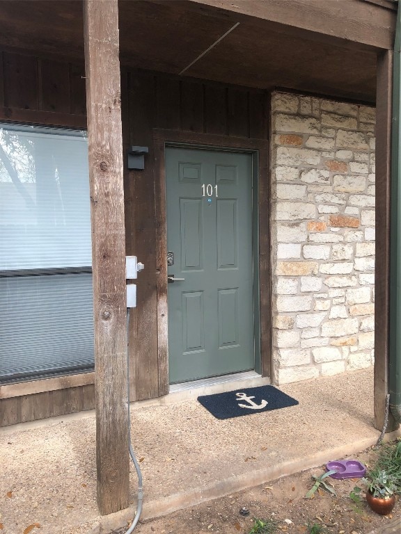 view of doorway to property