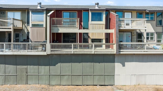 505 Demarett Dr Unit 12, Point Venture, TX 78645 - view of building exterior