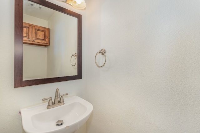 bathroom with sink