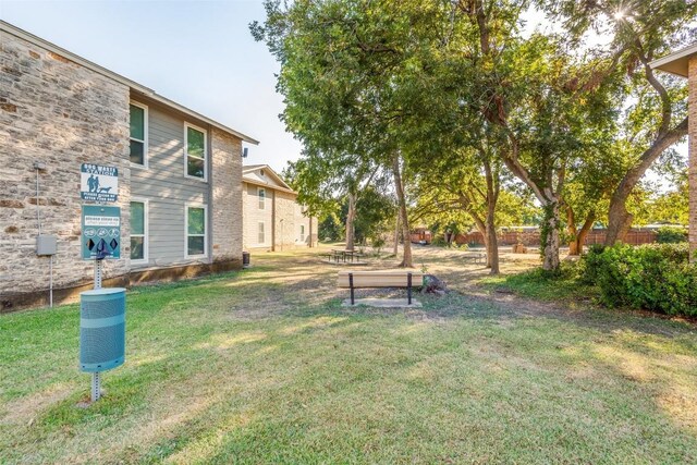 10616 Mellow Mdws Unit 9D, Austin, TX 78750 - view of yard
