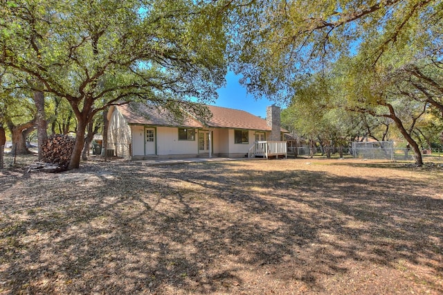 view of front of property