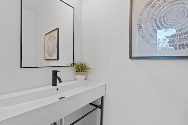 2704 Canterbury St Unit A, Austin, TX 78702 - bathroom featuring a sink