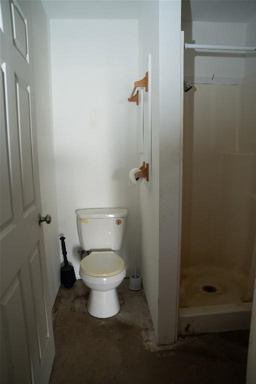 1009 Angle Ave, Llano, TX 78643