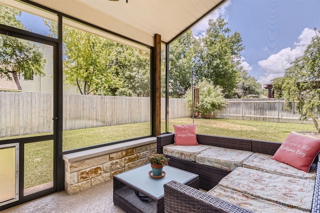 sunroom with vaulted ceiling