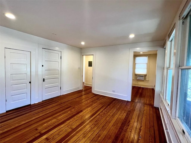 314 Pershing Ave, San Antonio, TX 78209 - interior space with recessed lighting, dark wood-style flooring, and baseboards