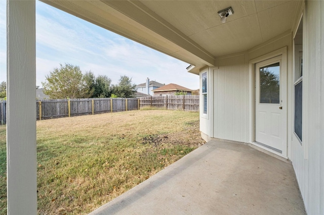 view of yard with a patio