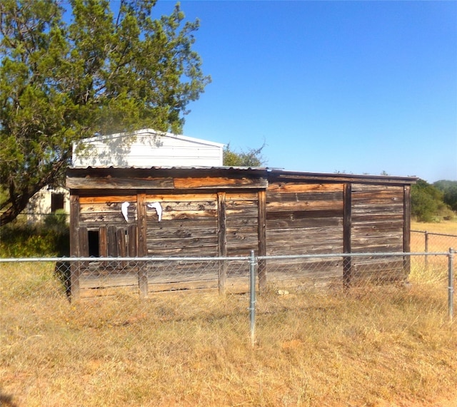 view of outbuilding