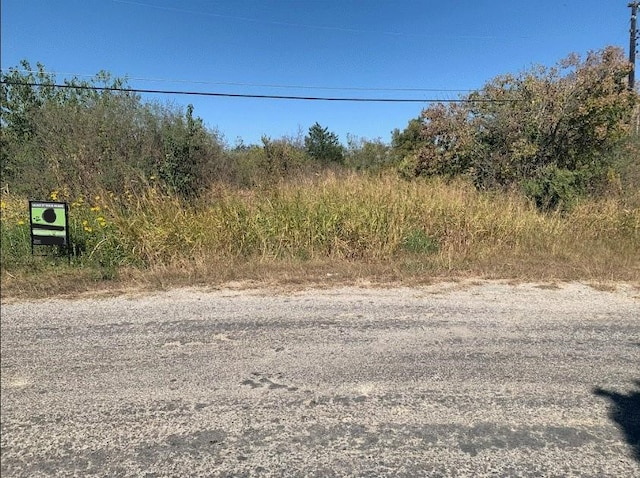 1121 Miller St, Taylor, TX 76574