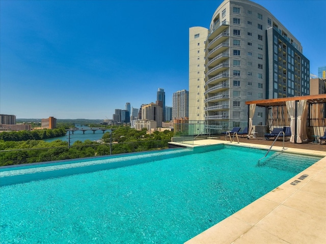 view of swimming pool