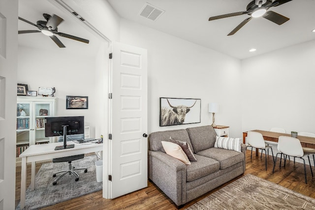 living room featuring visible vents, recessed lighting, ceiling fan, and wood finished floors