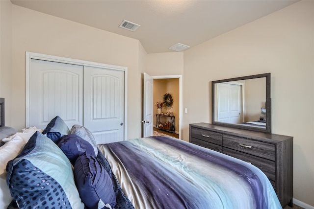 bedroom with a closet