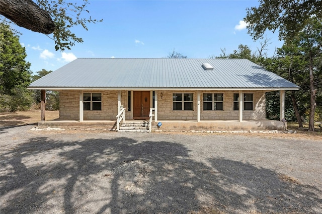 view of front facade featuring a porch