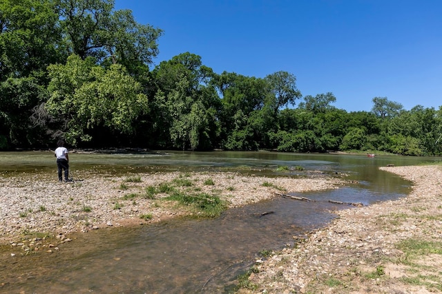 128 W Maunalua Dr, Bastrop, TX 78602