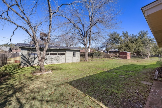 view of yard with a storage unit