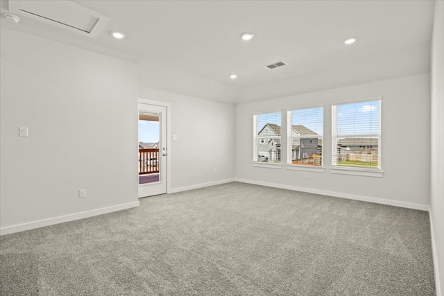 view of carpeted spare room