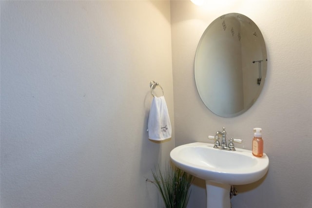 506 Fern Ct, Cedar Park, TX 78613 - bathroom with a sink