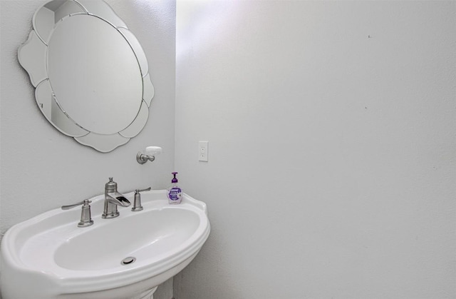 11205 Appletree Ln, Austin, TX 78726 - bathroom with a sink