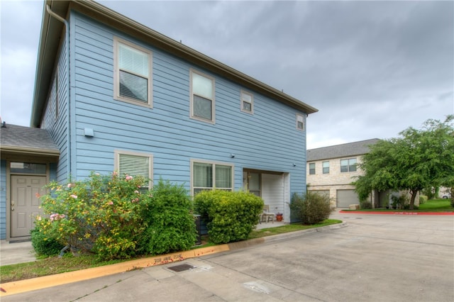1201 Grove Blvd Unit 2403, Austin, TX 78741 - view of side of home