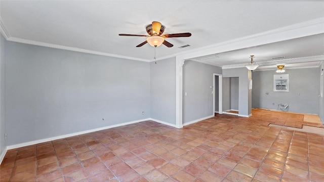 empty room featuring ceiling fan, ornamental molding, and baseboards
