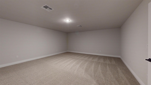 spare room with carpet flooring