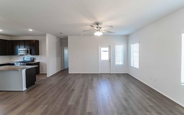 515 Clearlake Dr, Hutto, TX 78634 - photo 4