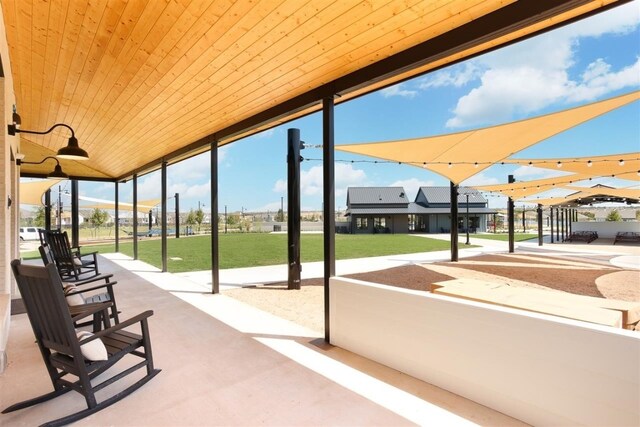 196 Lavender Ln, Elgin, TX 78621 - view of patio / terrace
